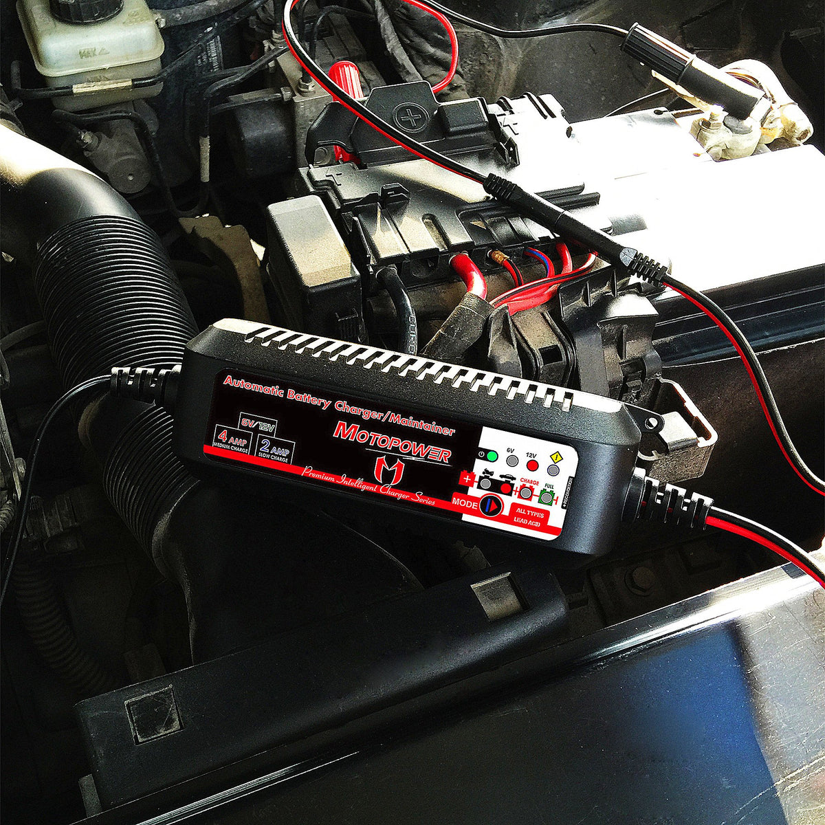 MOTOPOWER MP00205A 12V 800mA Fully Automatic Battery Charger/Maintainer