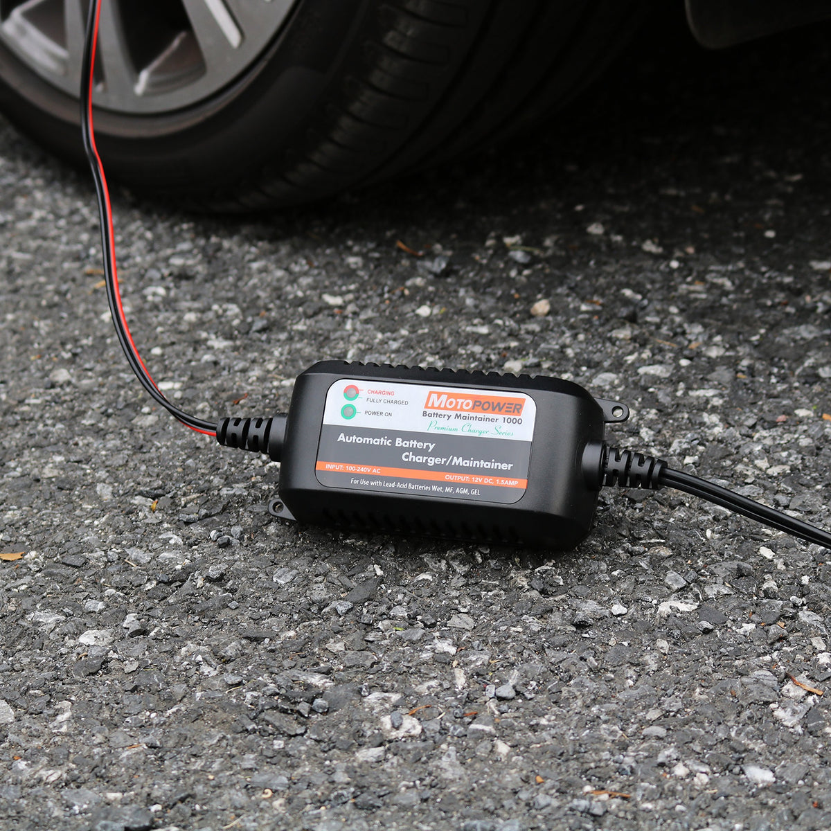 MOTOPOWER MP00205A 12V 800mA Fully Automatic Battery Charger/Maintainer