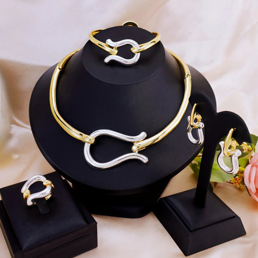 Parure Éclat Doré – Collier ras-de-cou, boucles d’oreilles, bracelet et bague