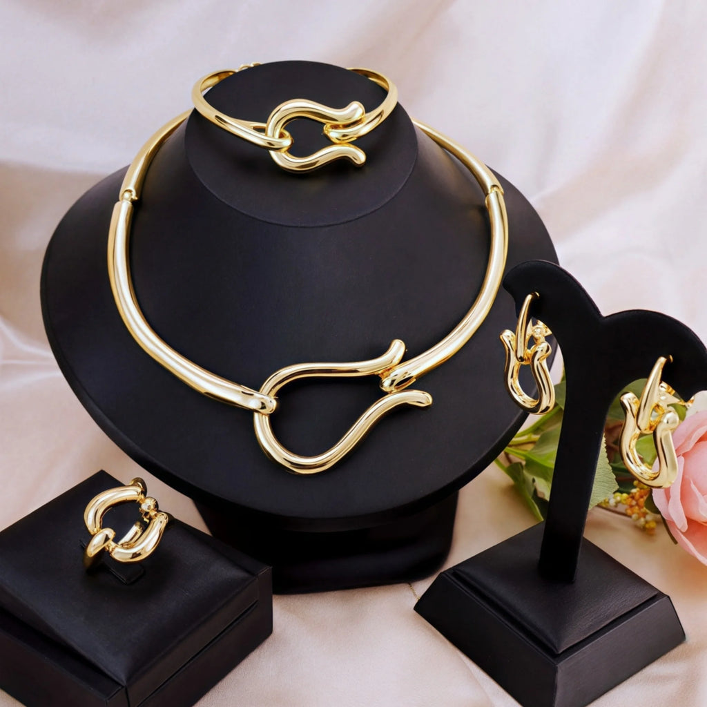 Parure Éclat Doré – Collier ras-de-cou, boucles d’oreilles, bracelet et bague