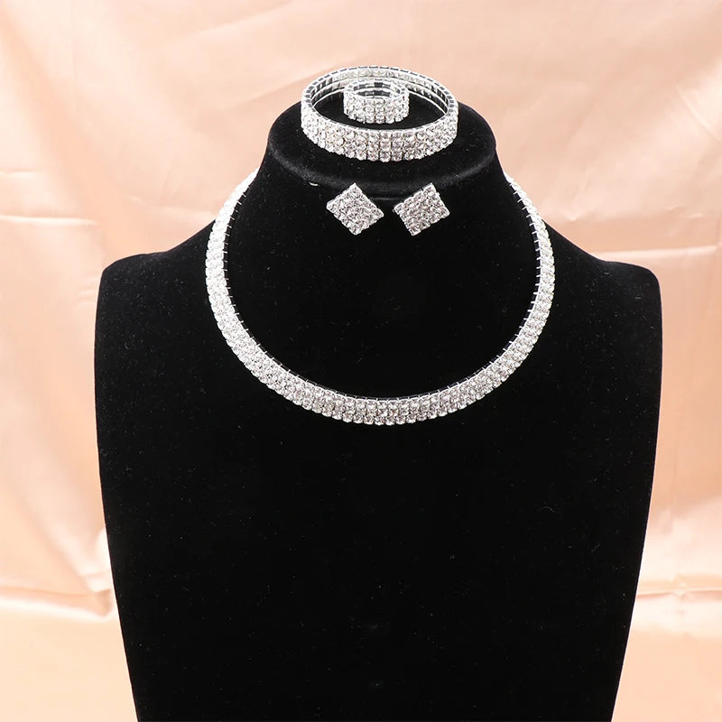 Parure Éclat de Mariée – Collier, bracelet, bague et boucles d’oreilles